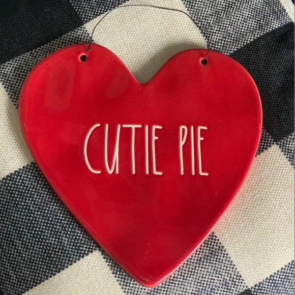 Rae Dunn Cutie Pie Heart Sign - Picture 1 of 1
